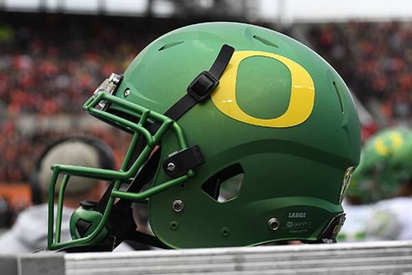 University of Oregon football player arrested after deadly hit-and-run